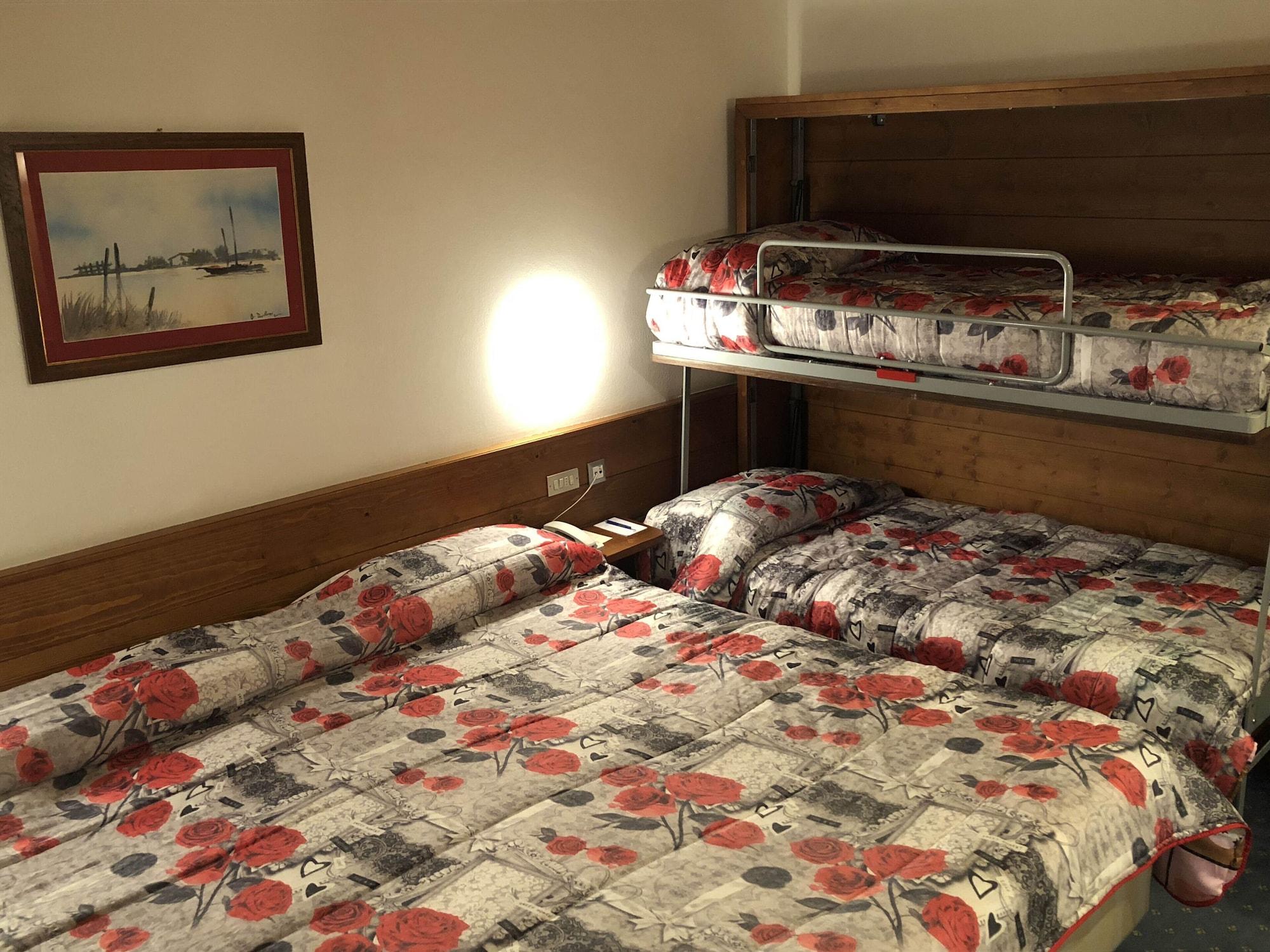Hotel Majoni 코르티나 담페조 외부 사진