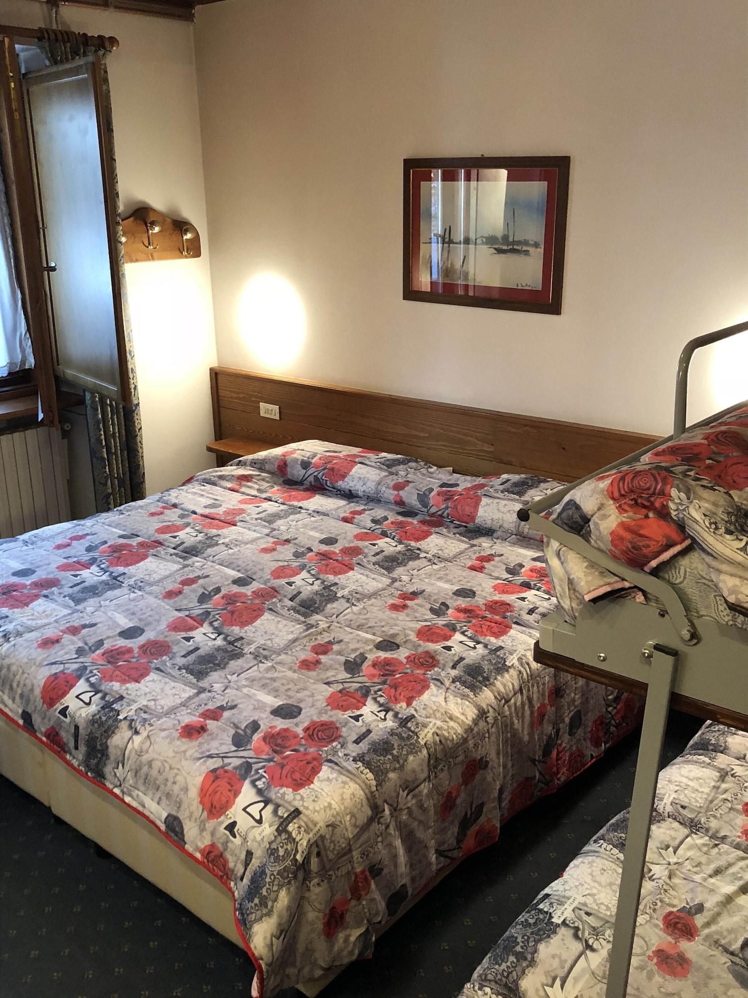 Hotel Majoni 코르티나 담페조 외부 사진