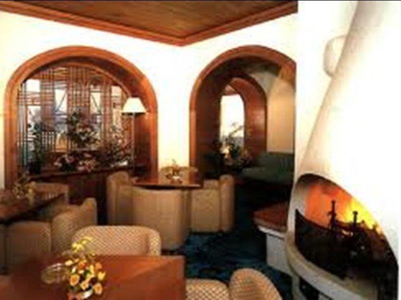 Hotel Majoni 코르티나 담페조 레스토랑 사진