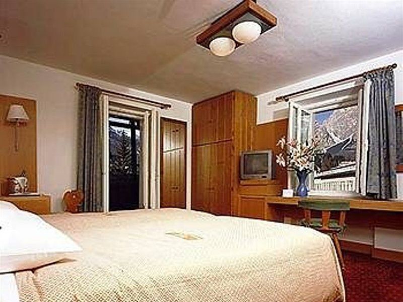 Hotel Majoni 코르티나 담페조 객실 사진